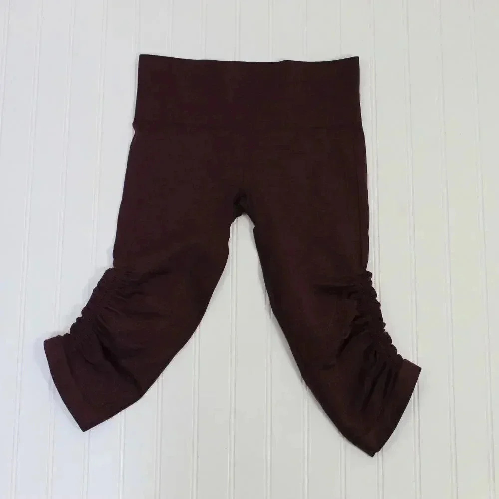 Lululemon in the flow crop Bordeaux 4 - Picture 7 of 15